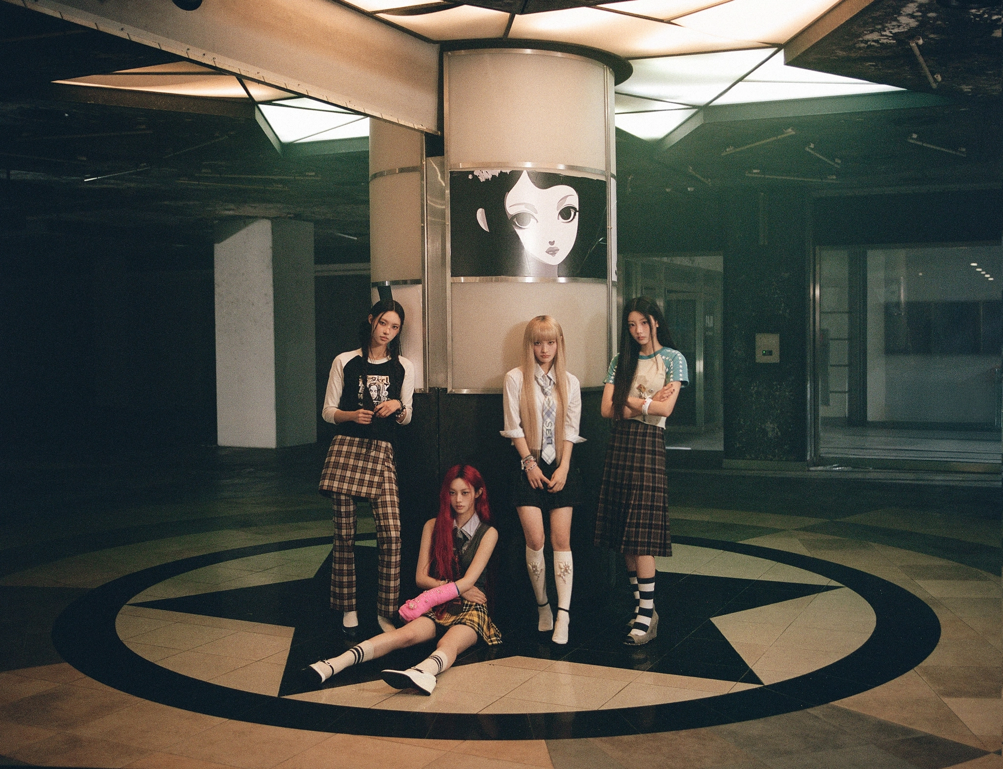 ILLIT in the promotional visual for their EP BREAK EVEN, released on October 26.